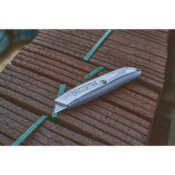 COUTEAU LAME RETRACT. 19mm SB