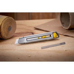 CUTTER INTERLOCK 18mm SB