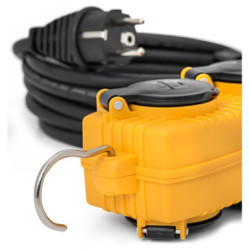 ADAPTATEUR 2m FICHE 30ma POWERBLOCK 4 PRISES/CLAPE