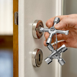 CLE MULTIFONCTIONNELLE TWINKEY VERSION 8 JETS