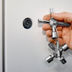 CLE MULTIFONCTIONNELLE TWINKEY VERSION 8 JETS