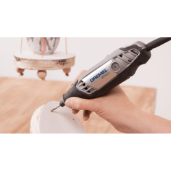 DREMEL 3000 130w + 15 ACC TROUSSE ZIP
