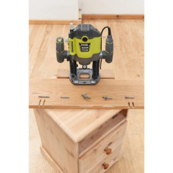 DEFONCEUSE RYOBI 1600 W - RRT1600K + ACCESSOIRES