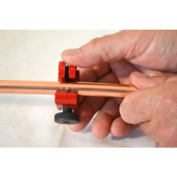 COUPE-TUBE CUIVRE MINI 3-22mm