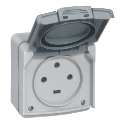 PRISE 3P+T PLEXO 20A IP55