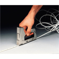 AGRAFEUSE R36 ERGONOMIC