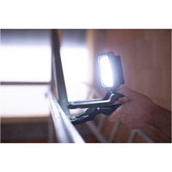 PROJECTEUR PORTABLE LED 950LM RECHARGEABLE